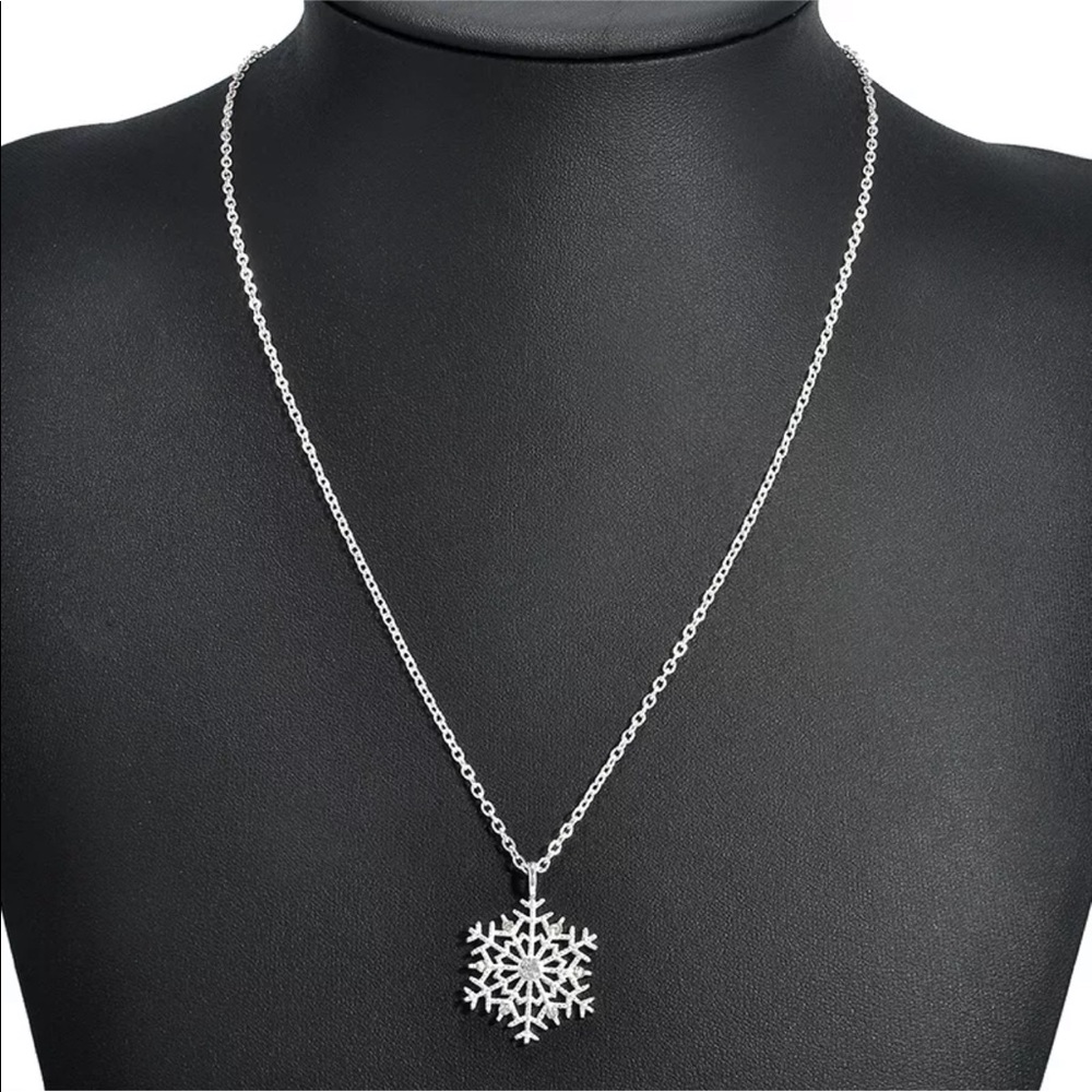 Silver Bling Snowflake Necklace - Picture 2 of 6